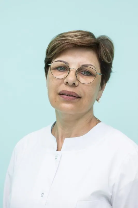 Врач педиатр Тихонова Елена Анатольевна.